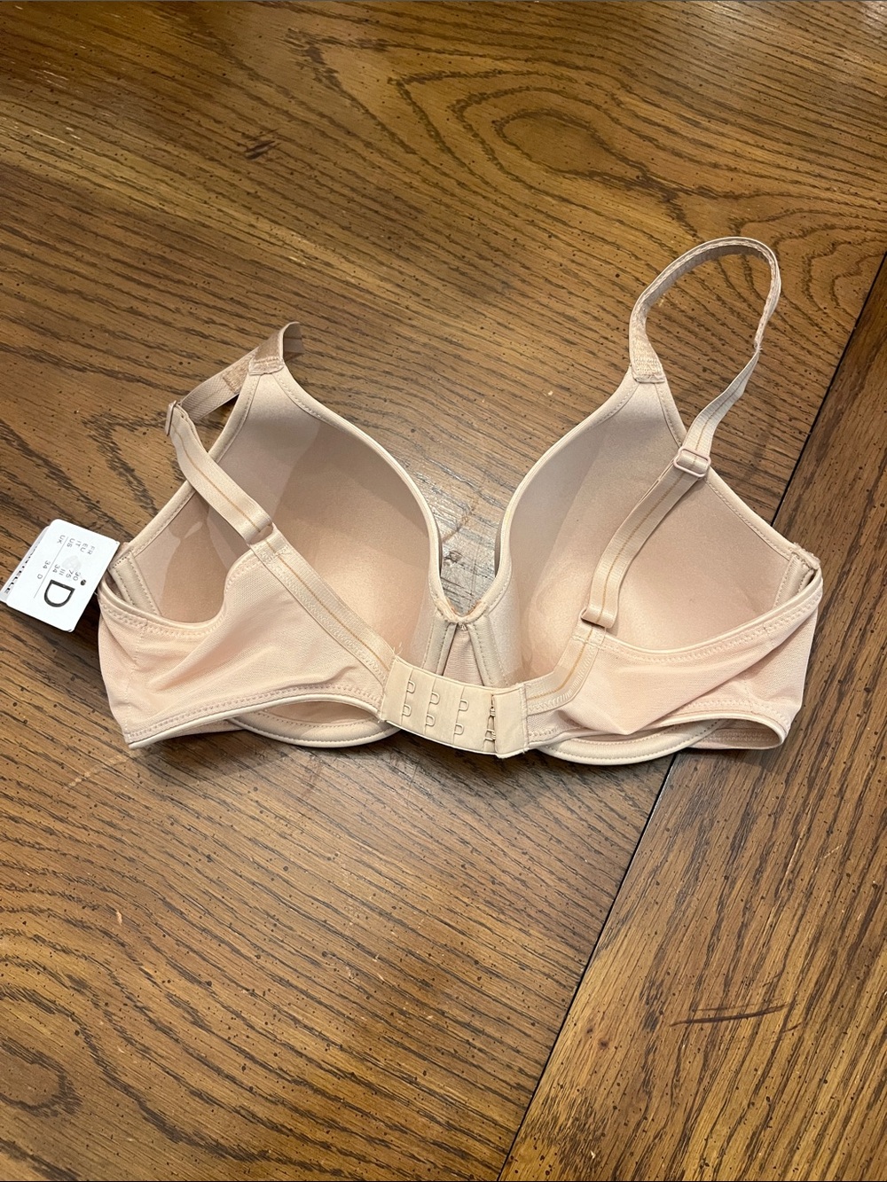 Chantelle Light Nude Smooth Underwire T Shirt Bra, size 34D, new with tags - Picture 8 of 15